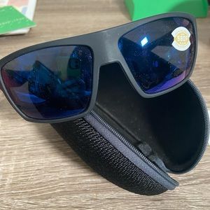 Men’s sunglasses